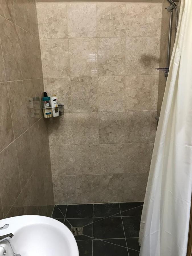 Nuneaton - Cottage - Sleeps 2 - Parking - Garden Esterno foto