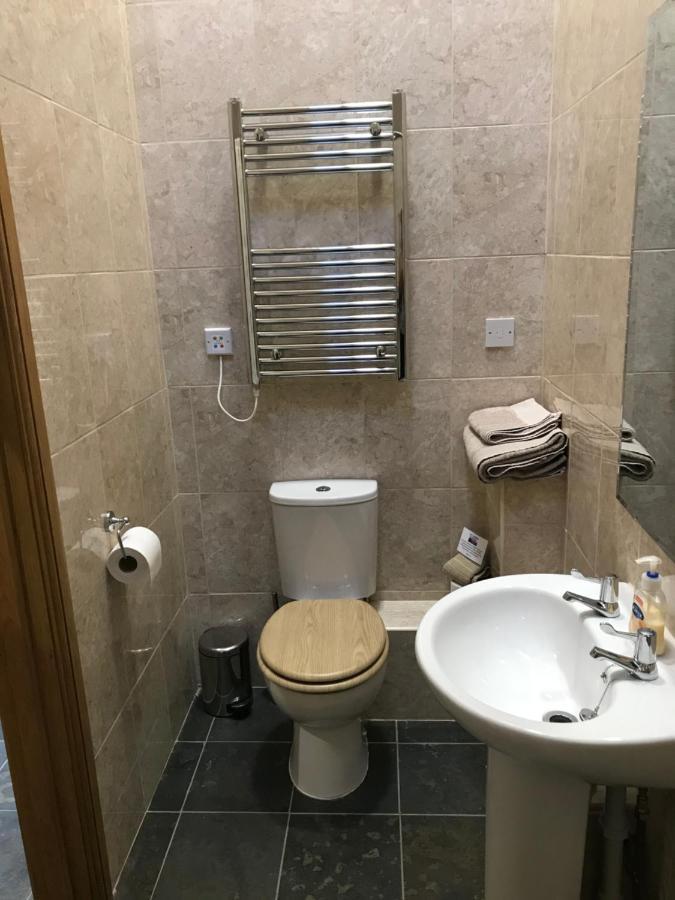 Nuneaton - Cottage - Sleeps 2 - Parking - Garden Esterno foto